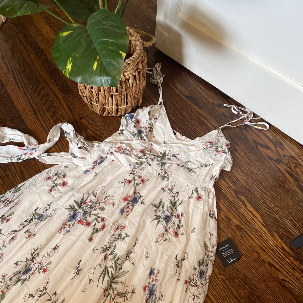 Lulu’s Floral Dress NWT